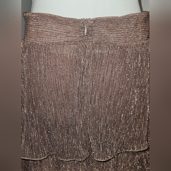 Line & Dot Elegant Shimmer Brown Backless Tiered Party Prom Dress Womens Size M - Picture 6 of 10